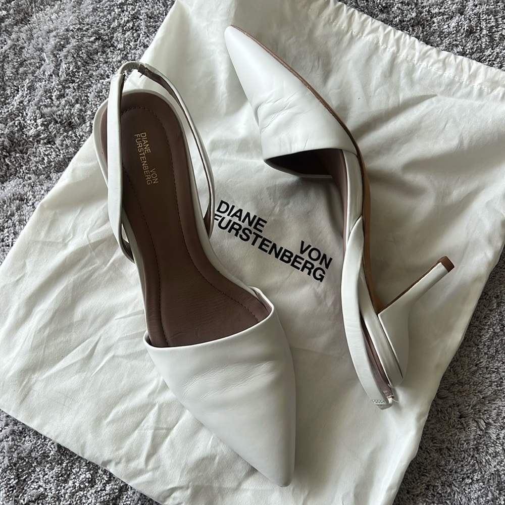 Diane Von Furstenberg -Mortelle leather slingback pumps